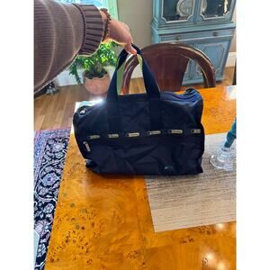 LesportSac Navy Duffle Lightweight!
